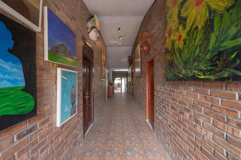 Oyo 2380 Alea Guesthouse Muntilan Ngoại thất bức ảnh